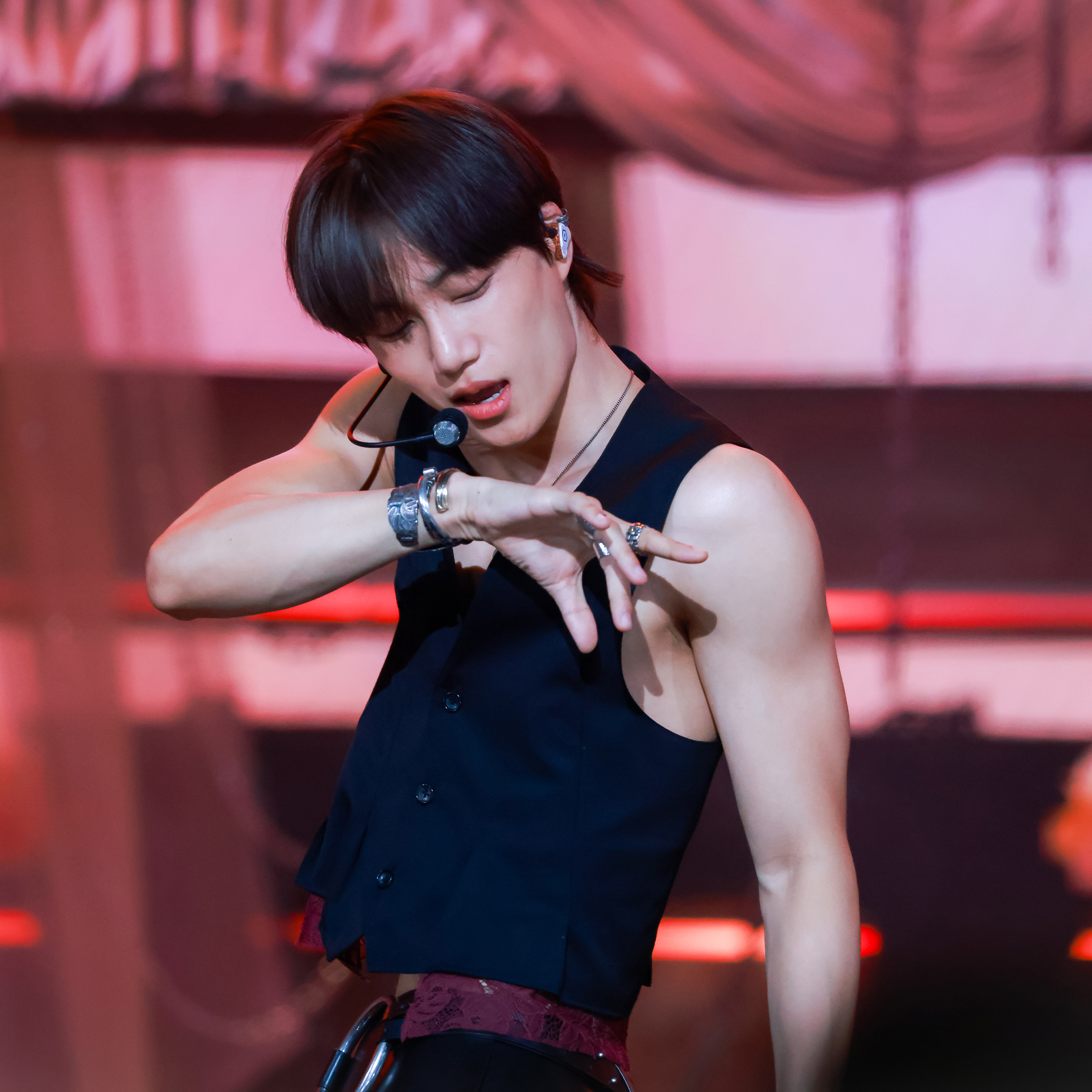Behind-the-scenes cut of Kai (EXO)
