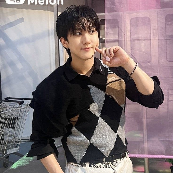 Behind-the-scenes cut of Changbin (Stray Kids)