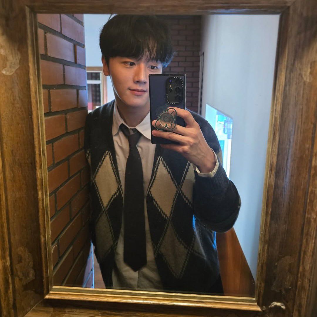 Recent activity shot of Youngbin (SF9)