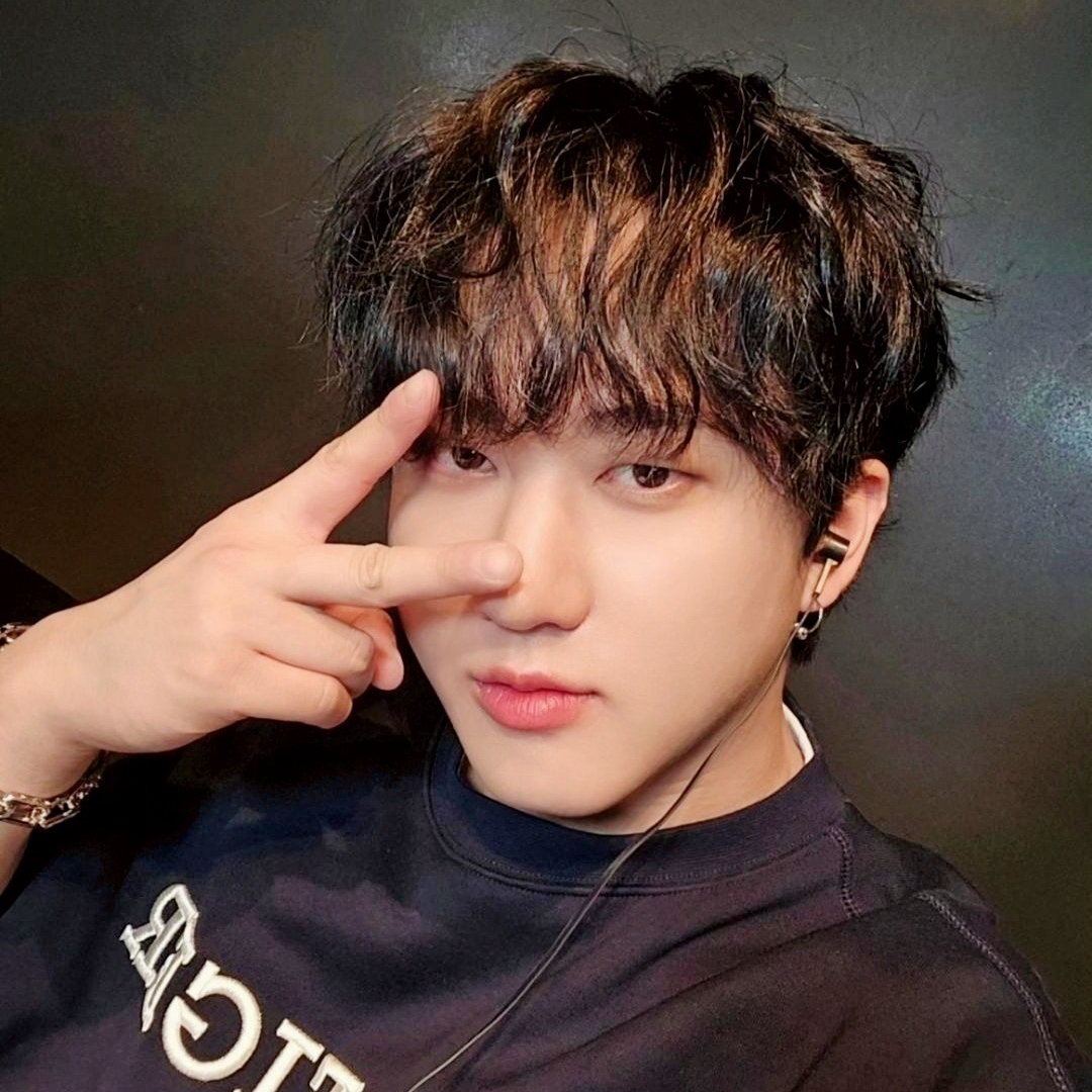 彰彬 (Stray Kids)的最新照片
