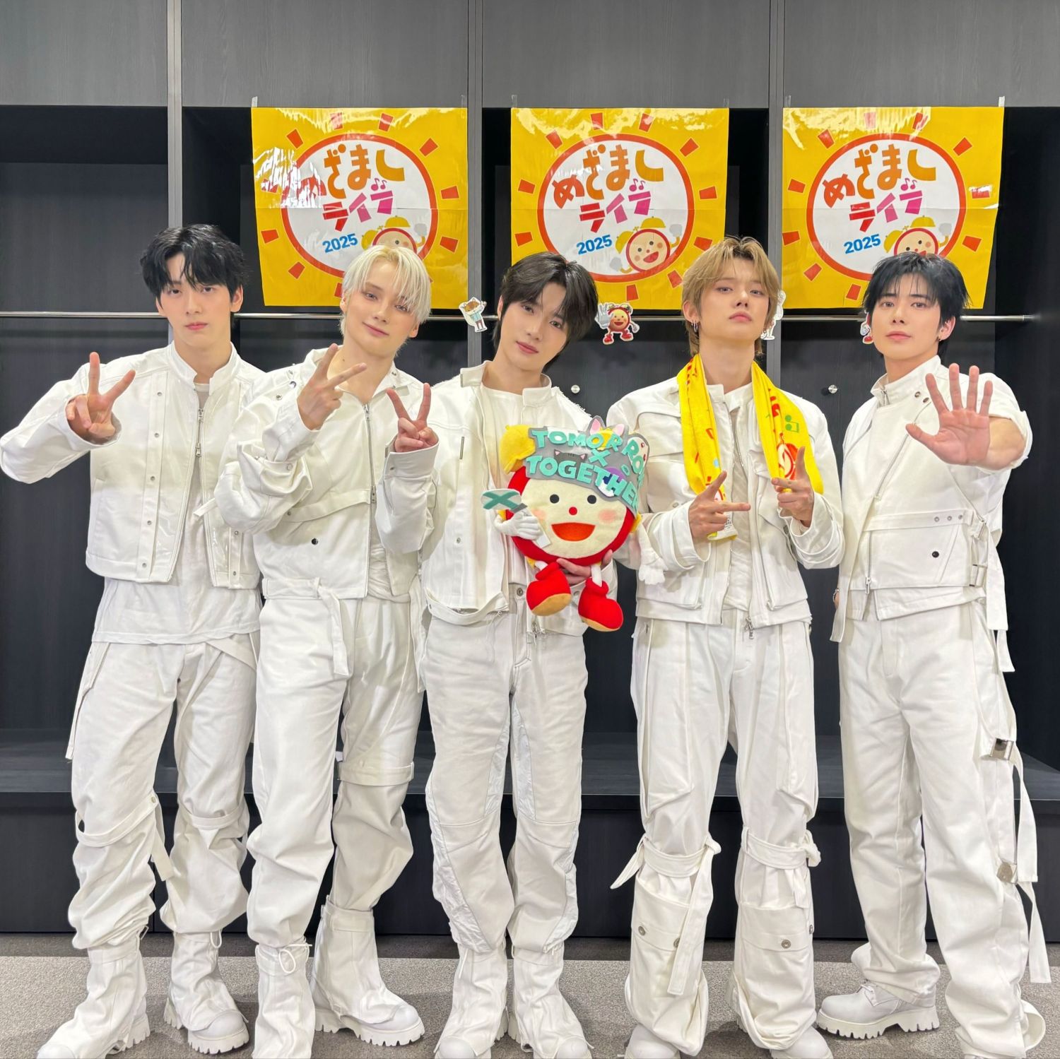 투모로우바이투게더의 최신 사진