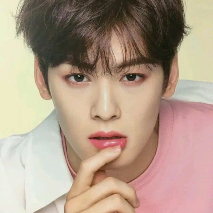 Latest photo of Eunwoo (ASTRO)