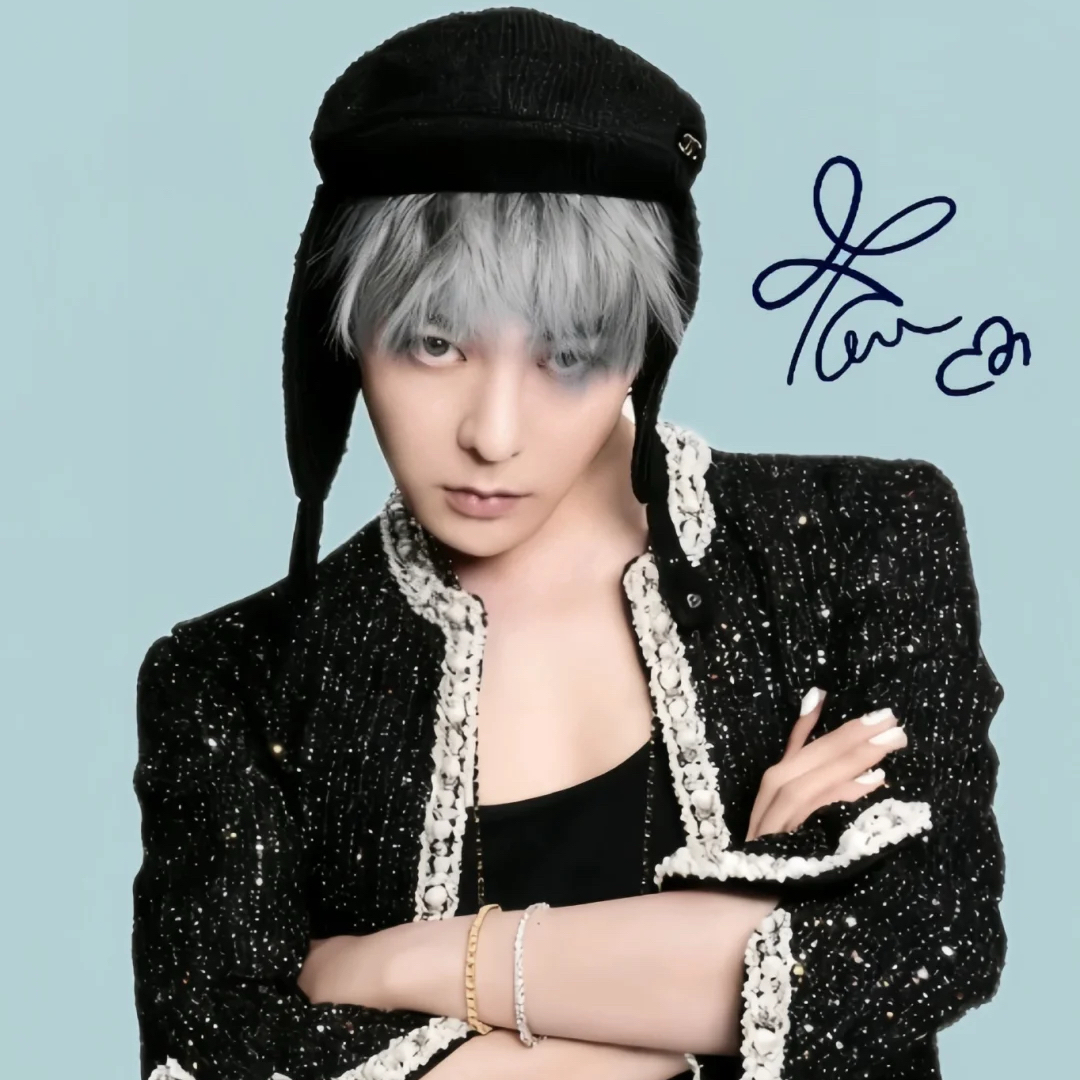 Latest photo of G-DRAGON (BIGBANG)