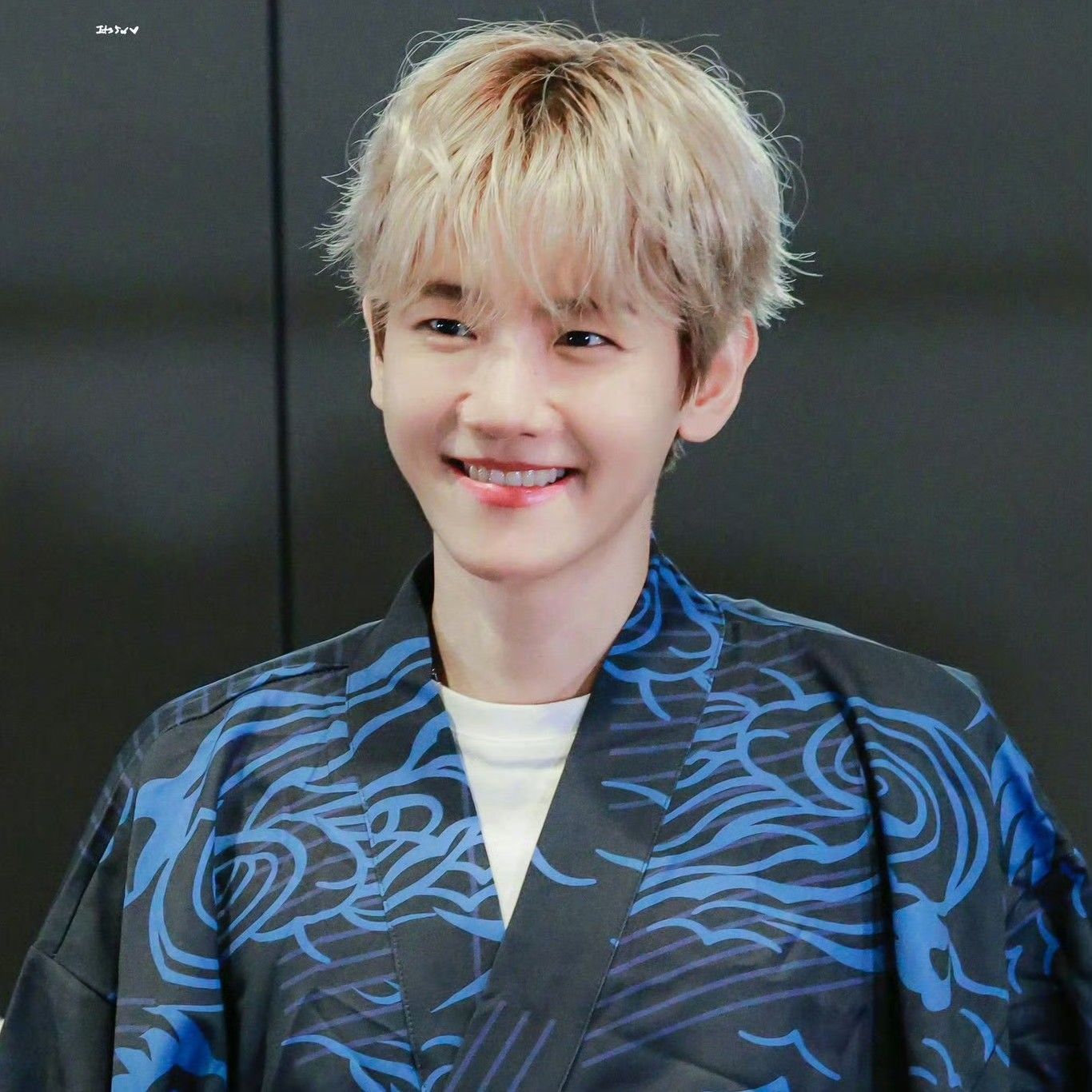 Foto aktivitas terbaru Baekhyun (EXO)