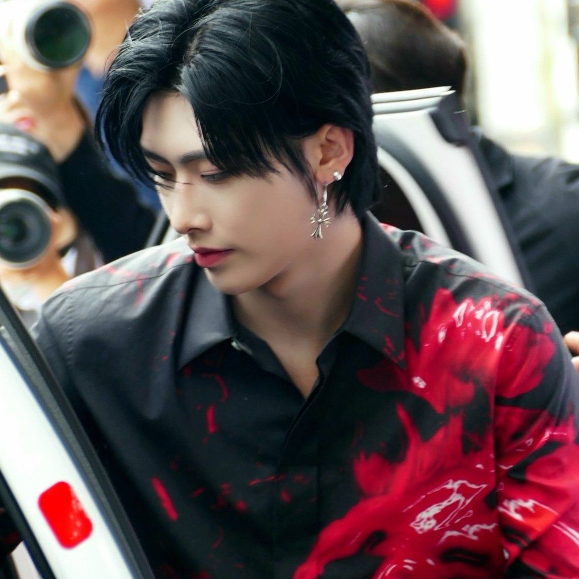 Latest photo of Ricky (ZEROBASEONE)