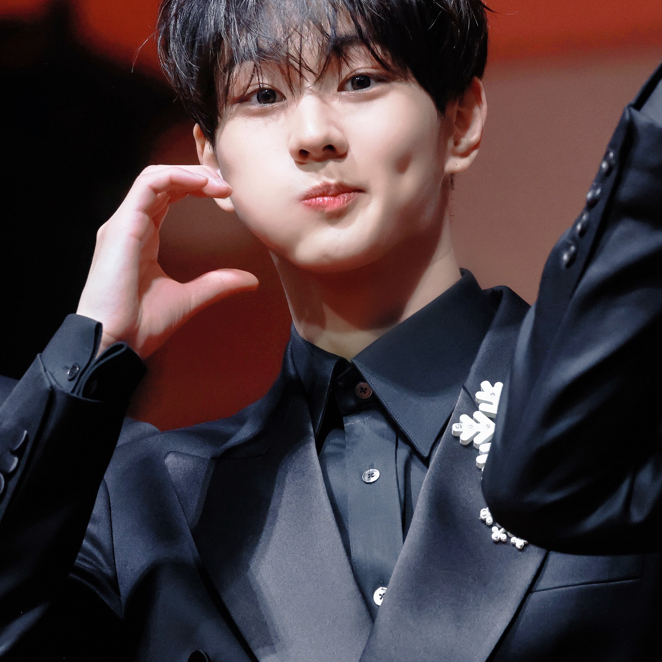 Recent activity shot of Jungwon (ENHYPEN)