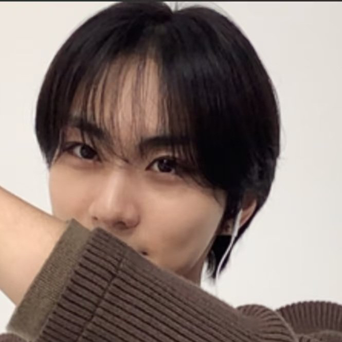 A moment captured by Jungwon (ENHYPEN)'s fan