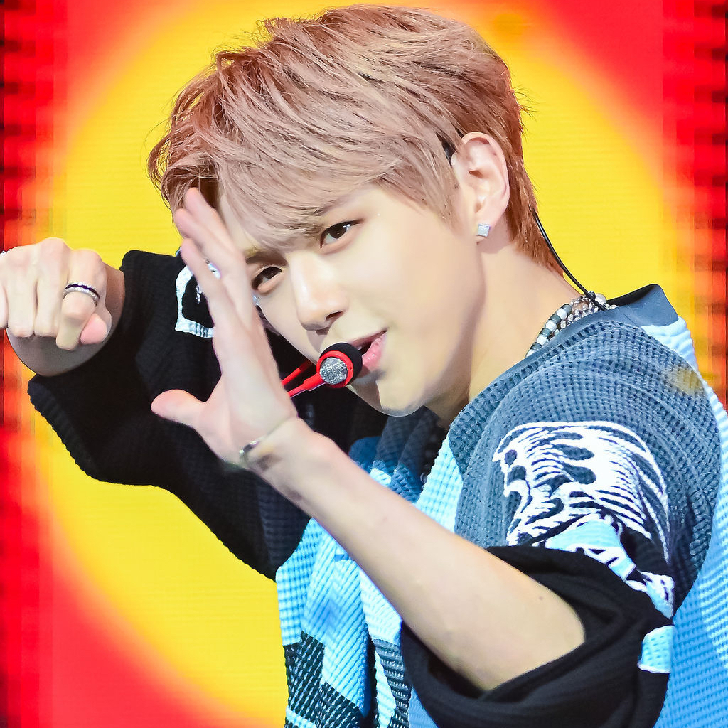 Recent activity shot of Kang Daniel