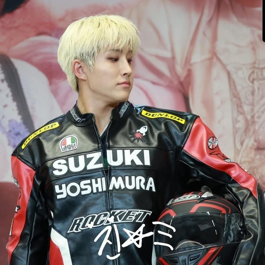 Behind-the-scenes cut of Jinjin (ASTRO)