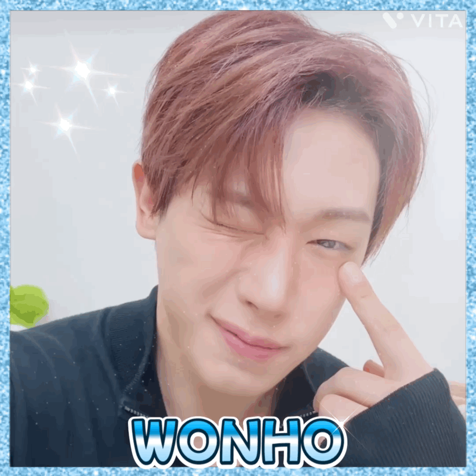 A moment captured by Wonho's fan
