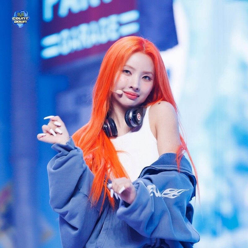 Behind-the-scenes cut of Soyeon (i-dle)