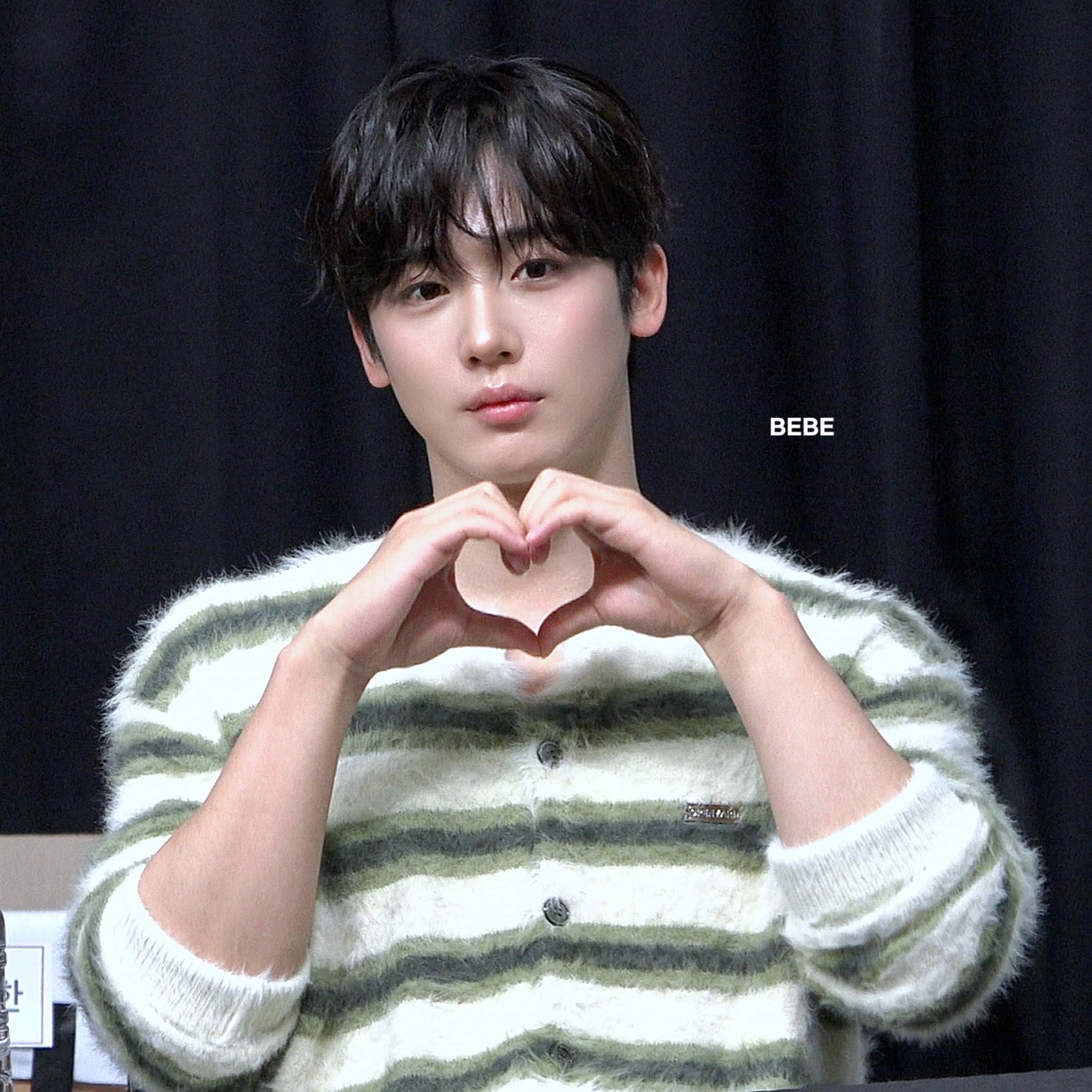 Behind-the-scenes cut of Kim Yohan (WEi)