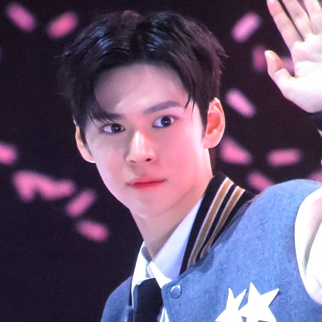 Eunseok (RIIZE)的幕后花絮