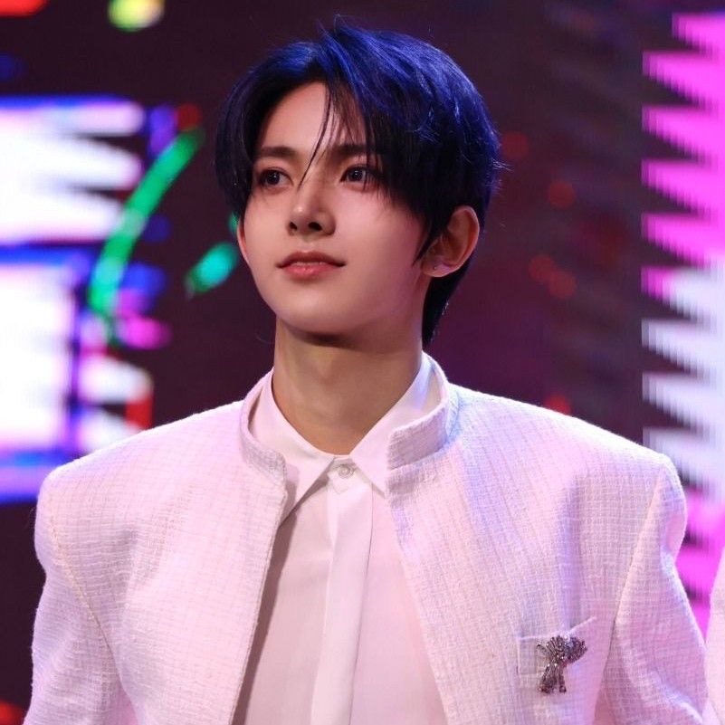 A moment captured by Heeseung (ENHYPEN)'s fan