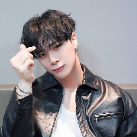 Behind-the-scenes cut of Moonbin (ASTRO)