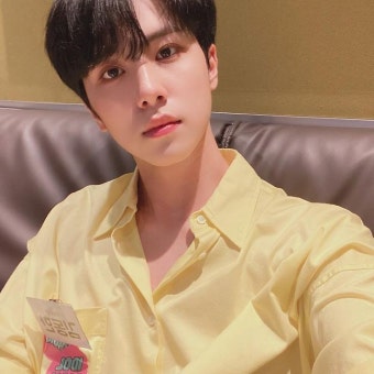 Behind-the-scenes cut of Kim Donghan (WEi)