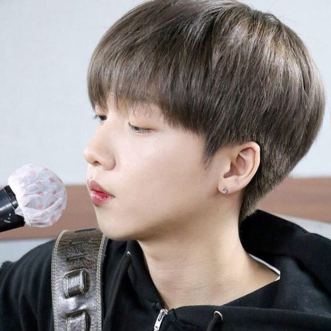 郑世云的最新照片