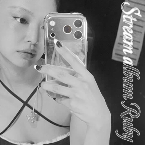 Recent activity shot of Jennie (BLACKPINK)