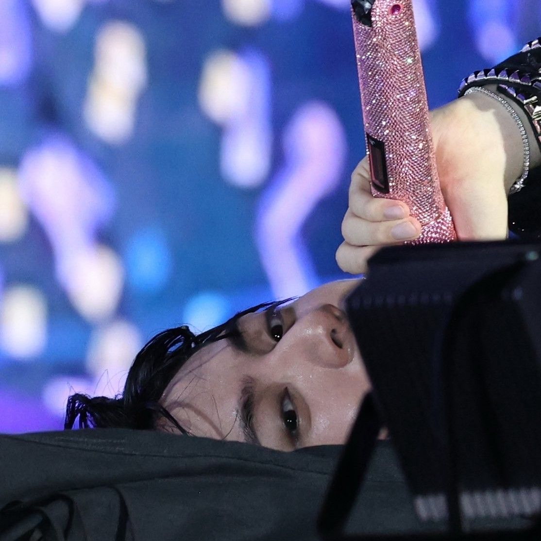 Behind-the-scenes cut of Jin (BTS)