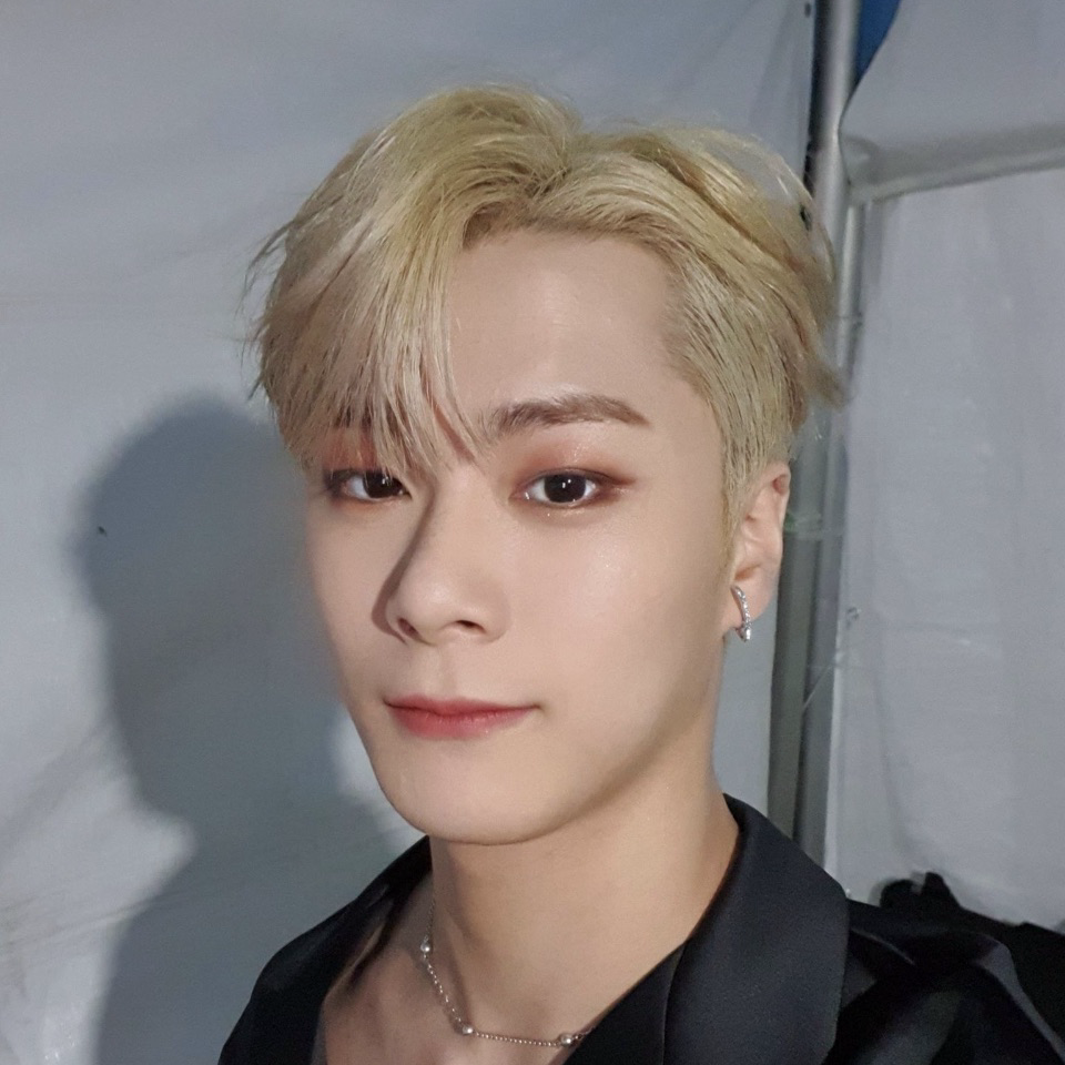 Latest photo of Moonbin (ASTRO)