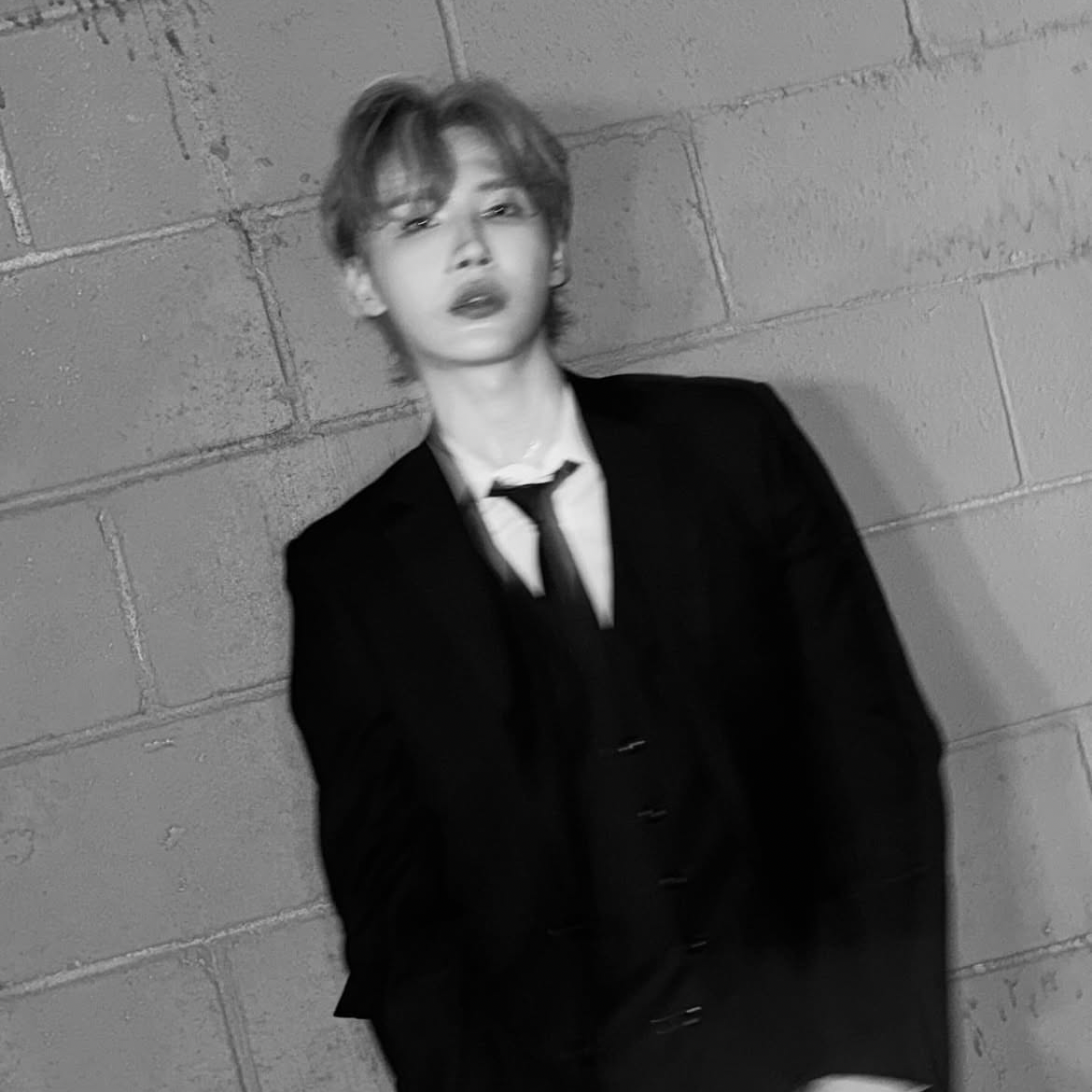 Foto aktivitas terbaru Jeon Woong (AB6IX)