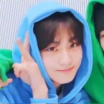 Latest photo of Jungwon (ENHYPEN)