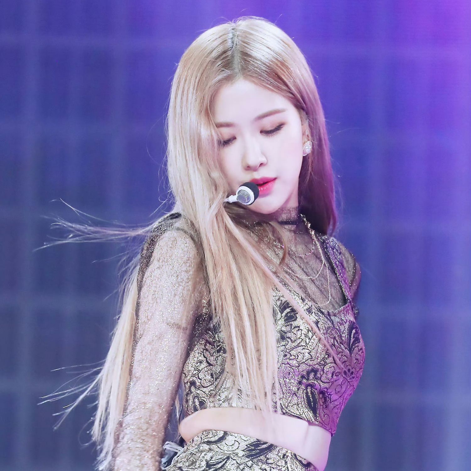 Behind-the-scenes cut of ROSÉ (BLACKPINK)
