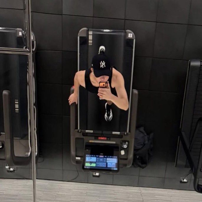 RM (防弹少年团)的最新活动照片