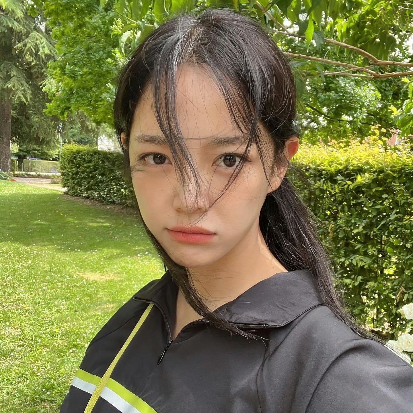 Behind-the-scenes cut of Sejeong