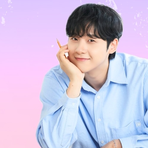 Recent activity shot of CNU (B1A4)