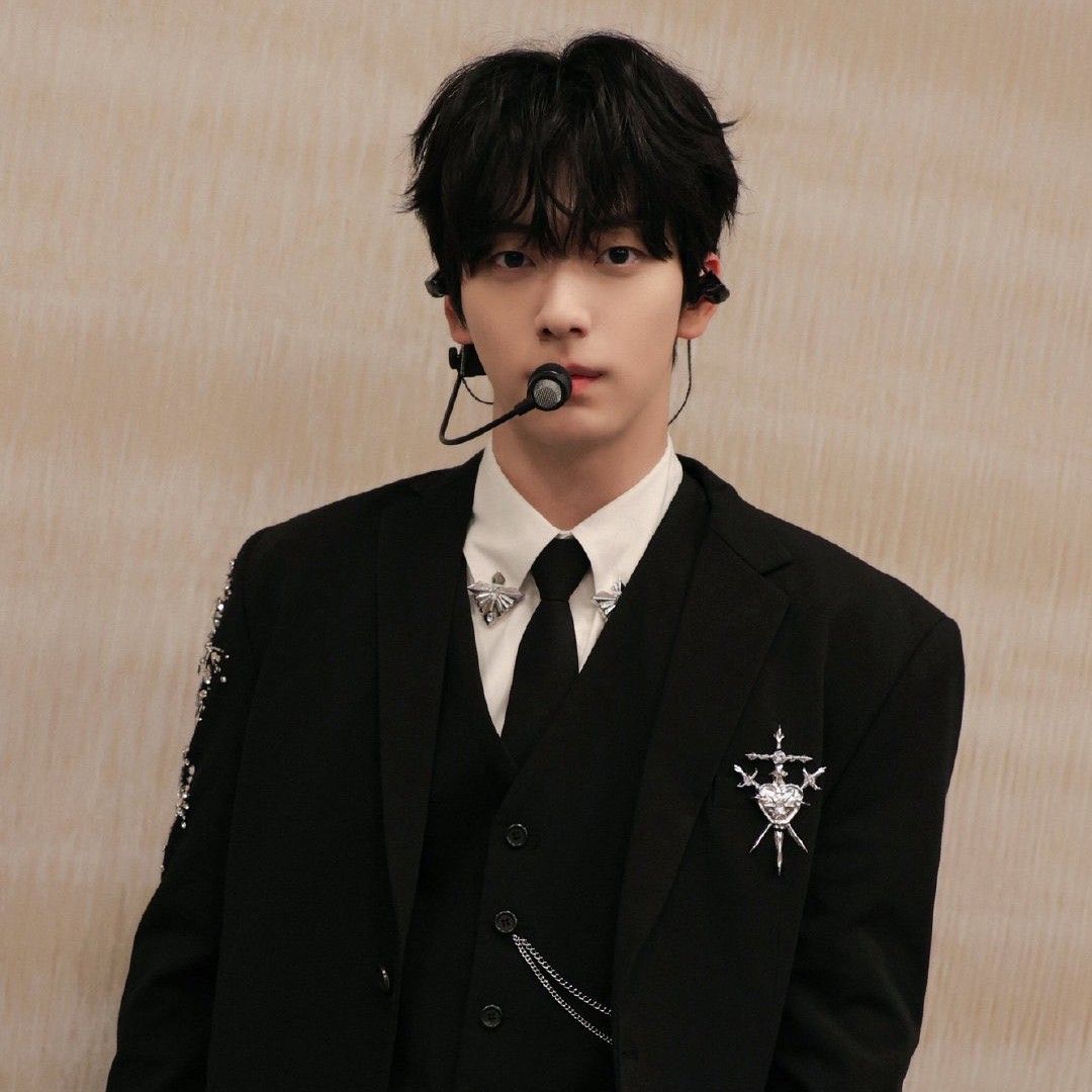 Latest photo of Soobin (TOMORROW X TOGETHER)