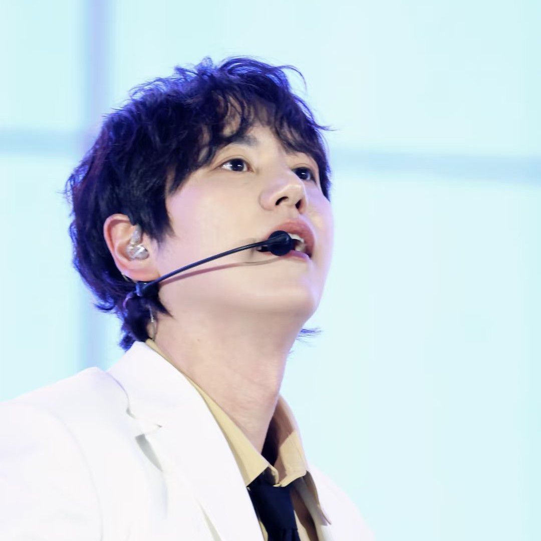 Latest photo of Kyuhyun (Super Junior)