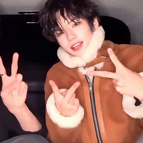 A moment captured by Hamin (SMTR25)'s fan