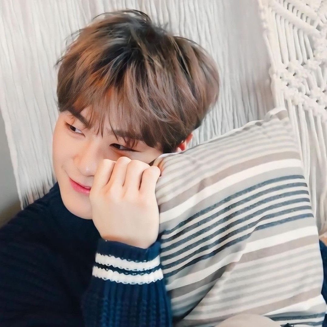 문빈 (아스트로)의 최신 사진