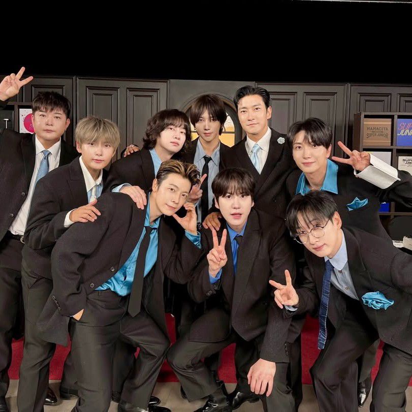 Recent activity shot of Super Junior