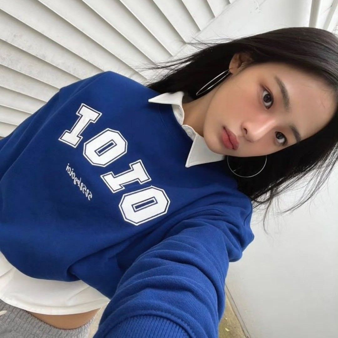 Latest photo of NewJeans