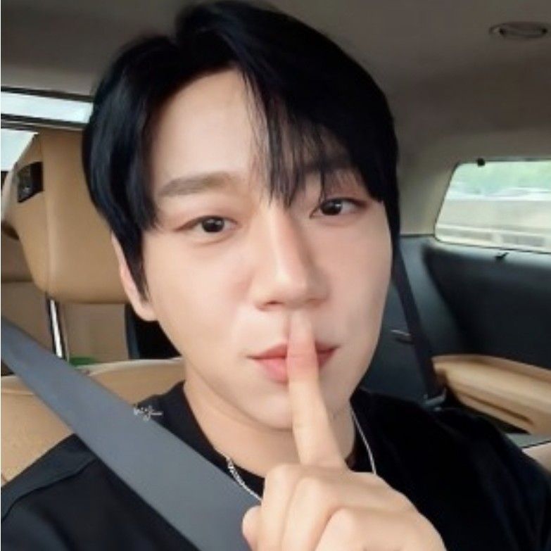 A moment captured by Hwang Chiyeol's fan