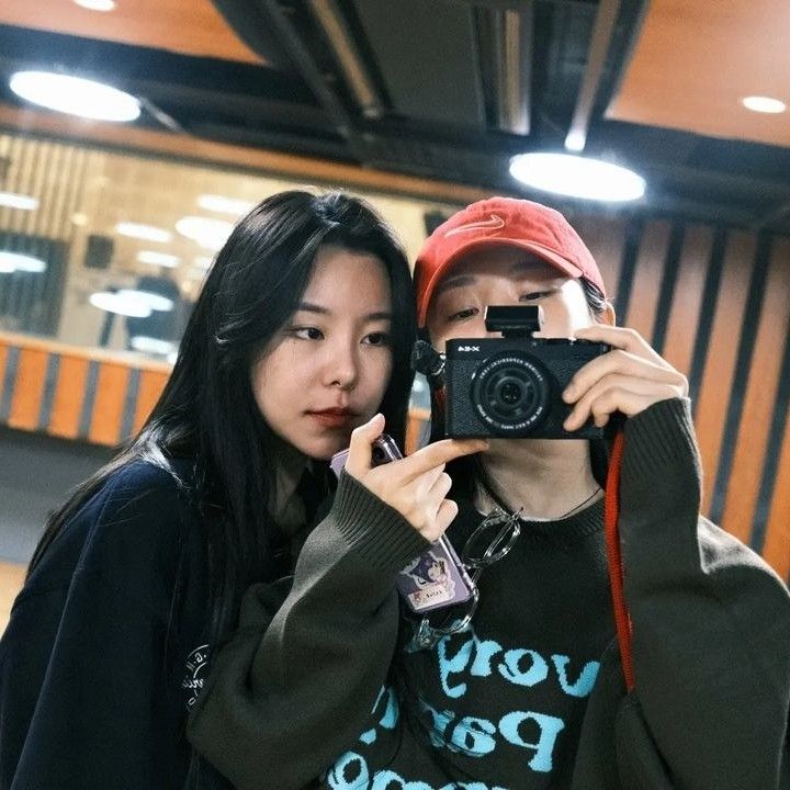 Recent activity shot of Moonbyul (MAMAMOO)