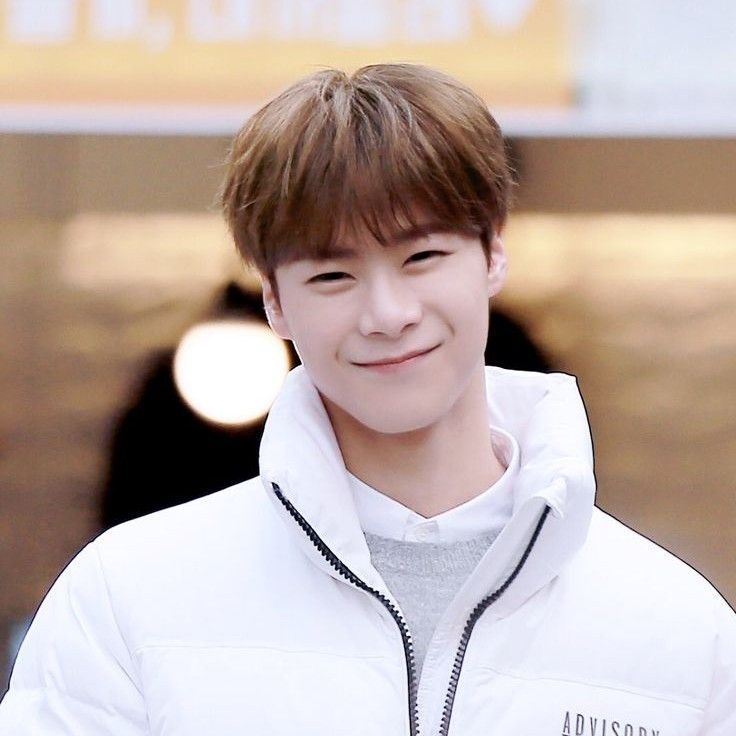 Behind-the-scenes cut of Moonbin (ASTRO)