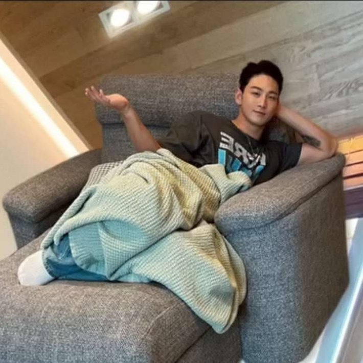 Latest photo of Baekho