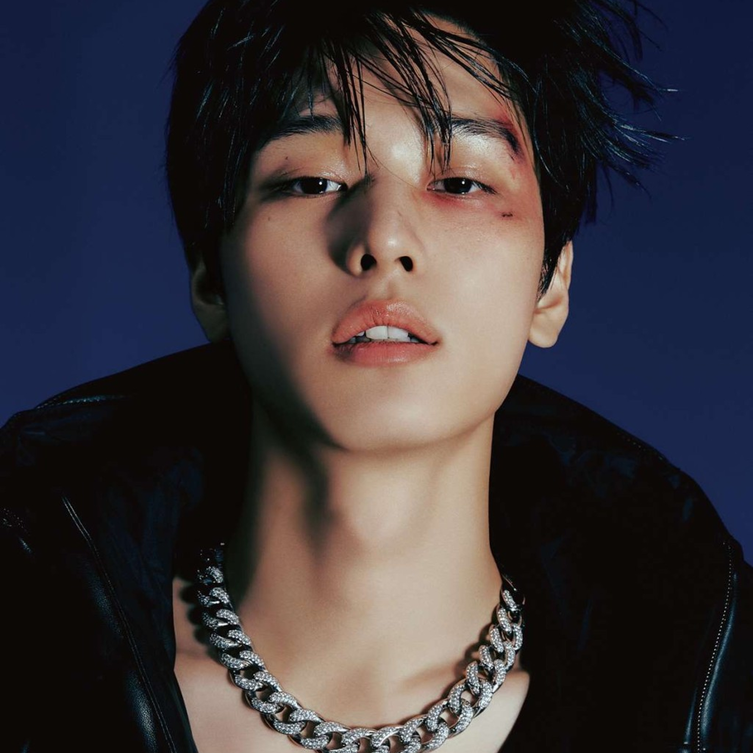 ジュヨン (THE BOYZ)の舞台裏ショット