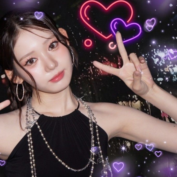 Recent activity shot of Rora (BABYMONSTER)