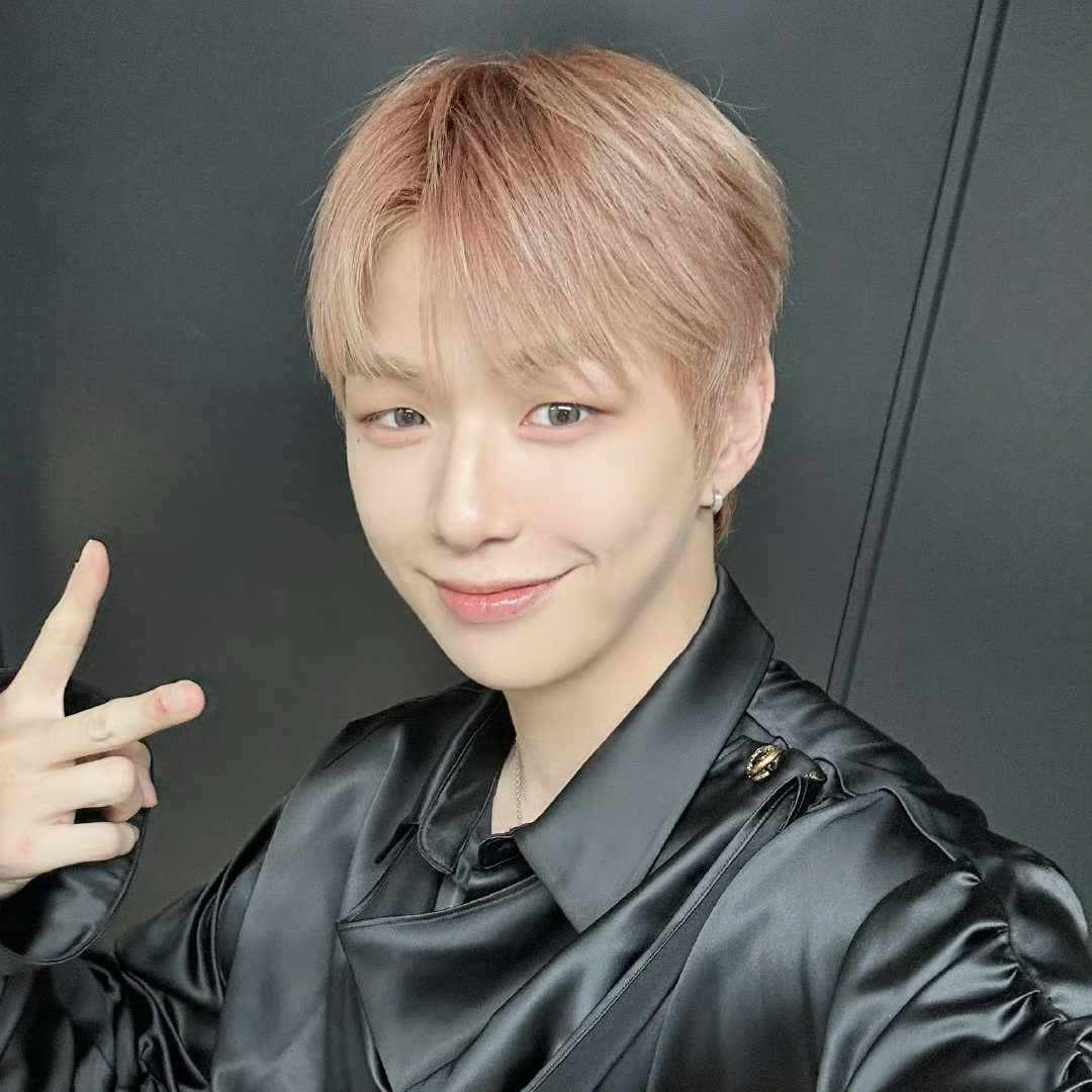 Latest photo of Kang Daniel
