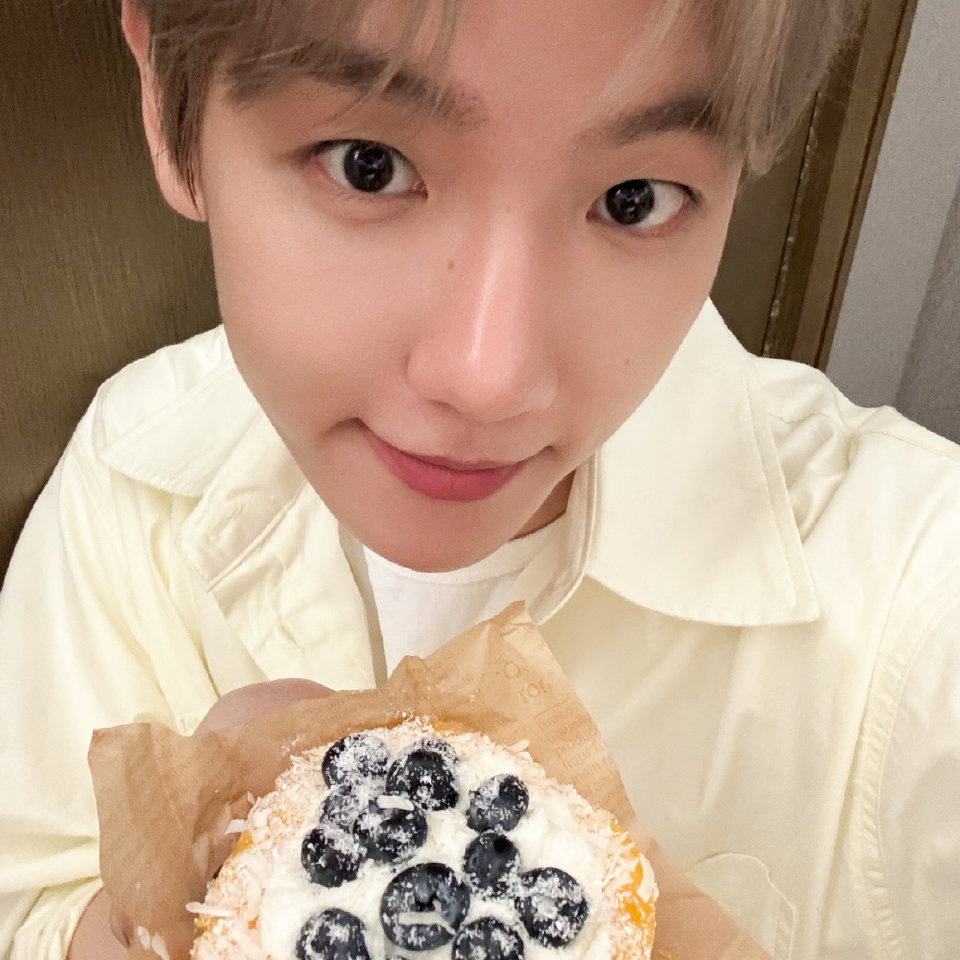 伯賢 (EXO)的最新活動照片