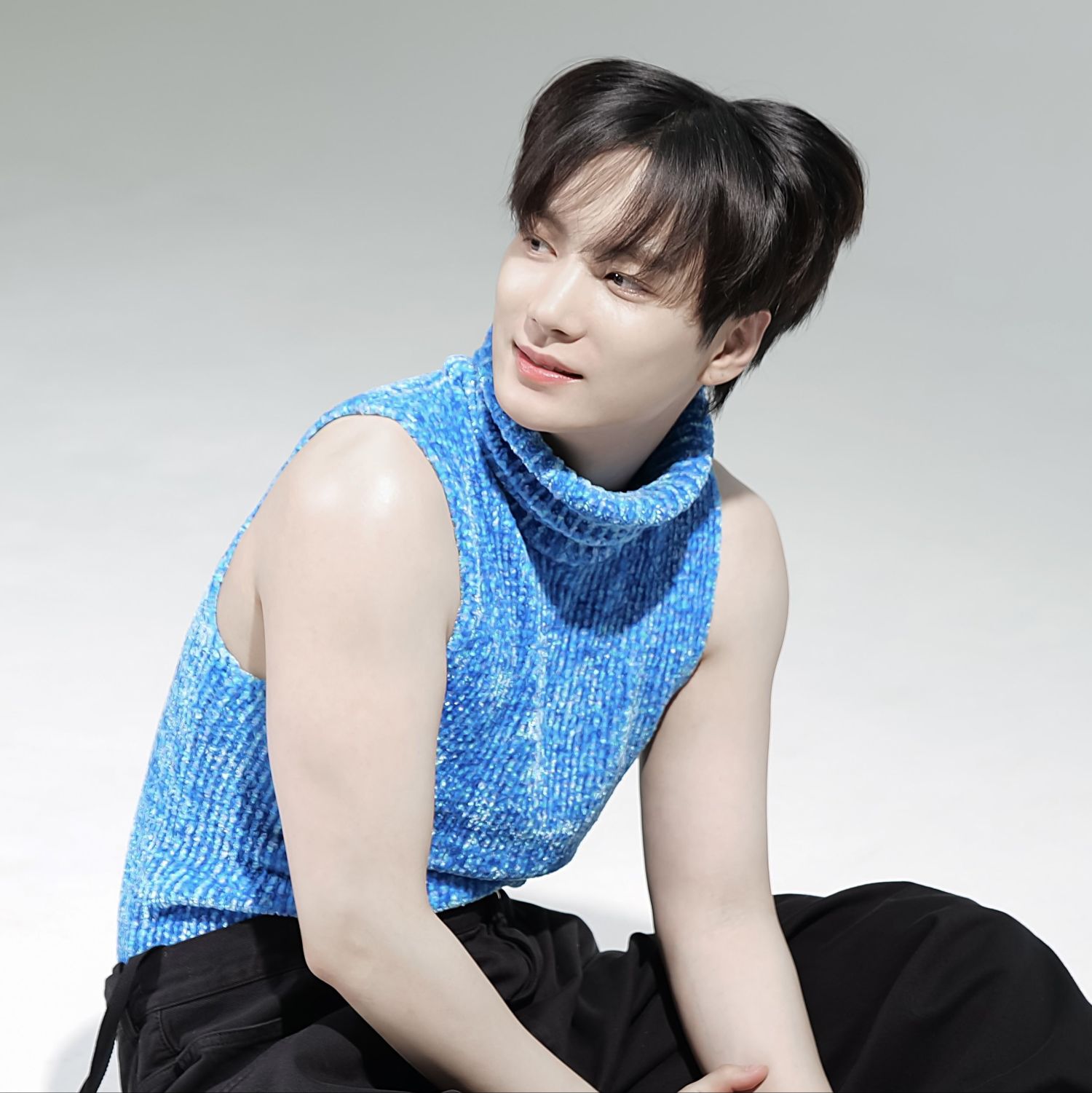 Behind-the-scenes cut of Kim Jonghyeon