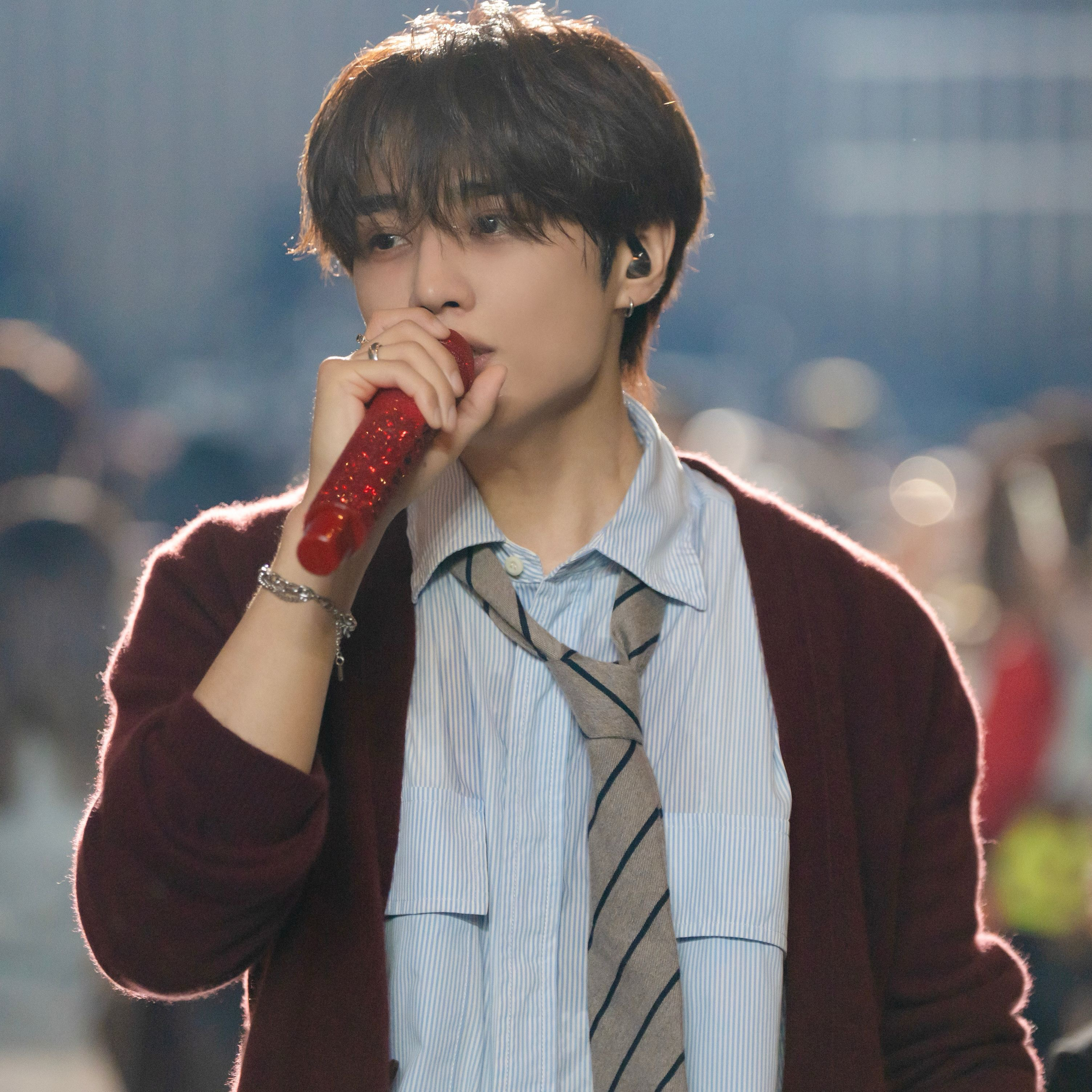 A moment captured by Sunwoo (THE BOYZ)'s fan