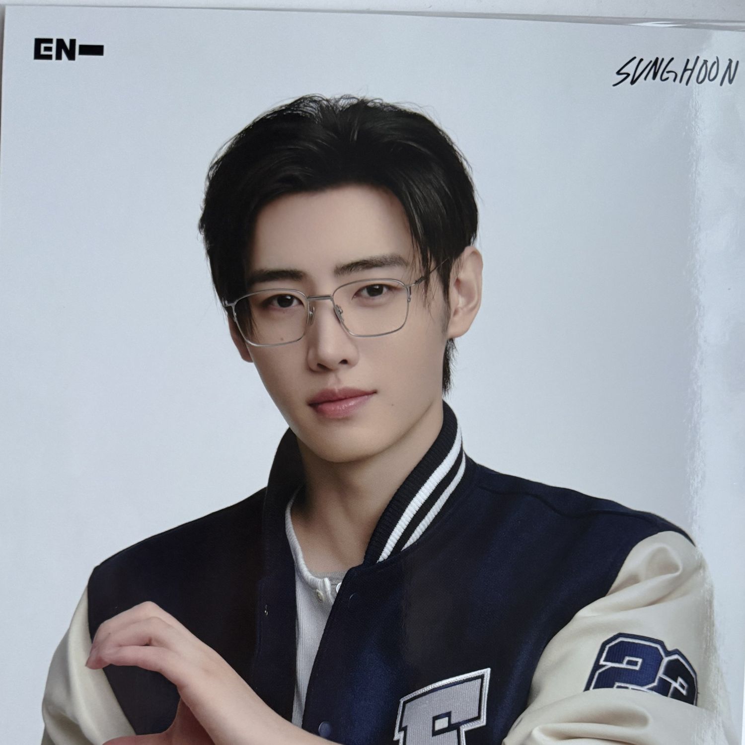 Behind-the-scenes cut of Sunghoon (ENHYPEN)