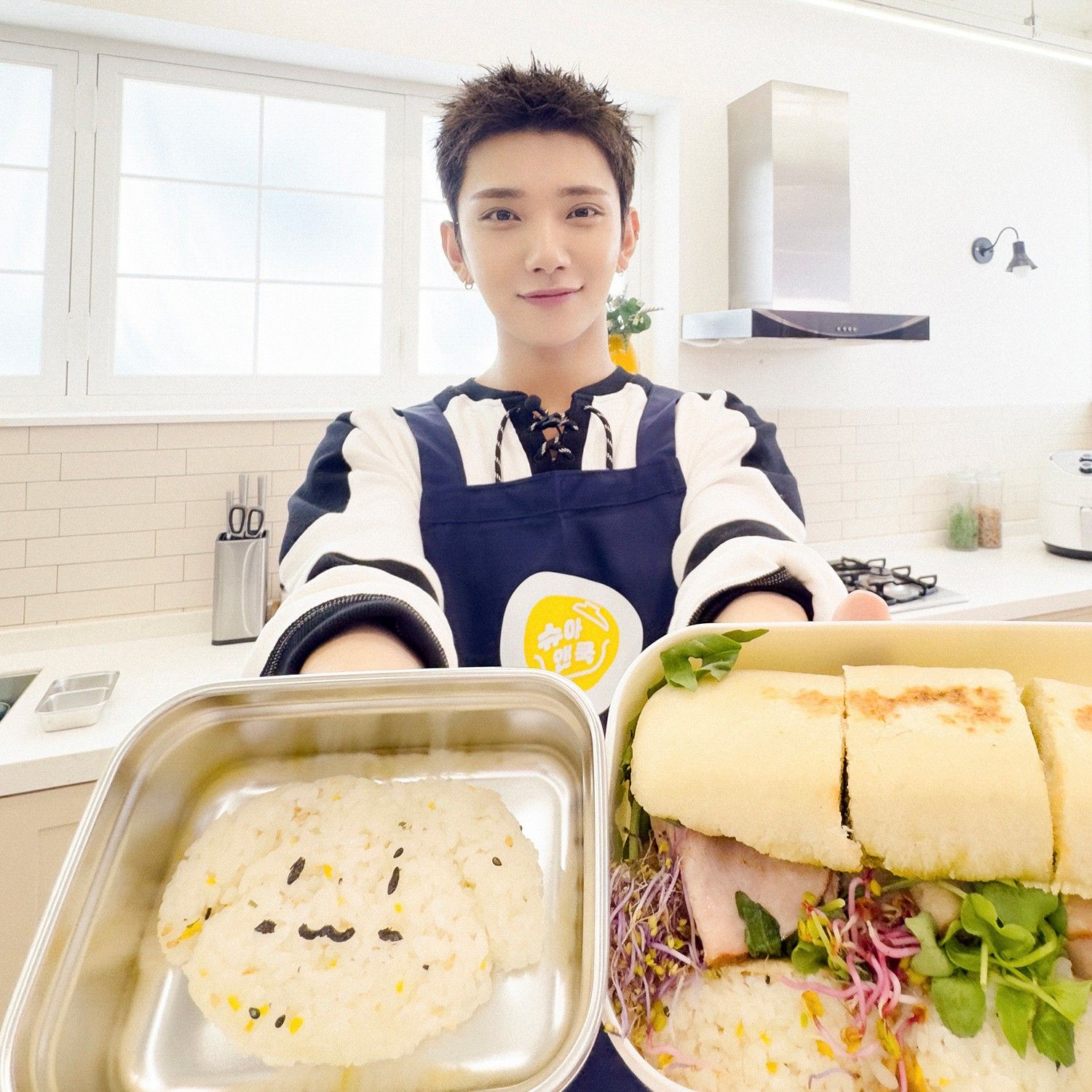Recent activity shot of Joshua (SEVENTEEN)