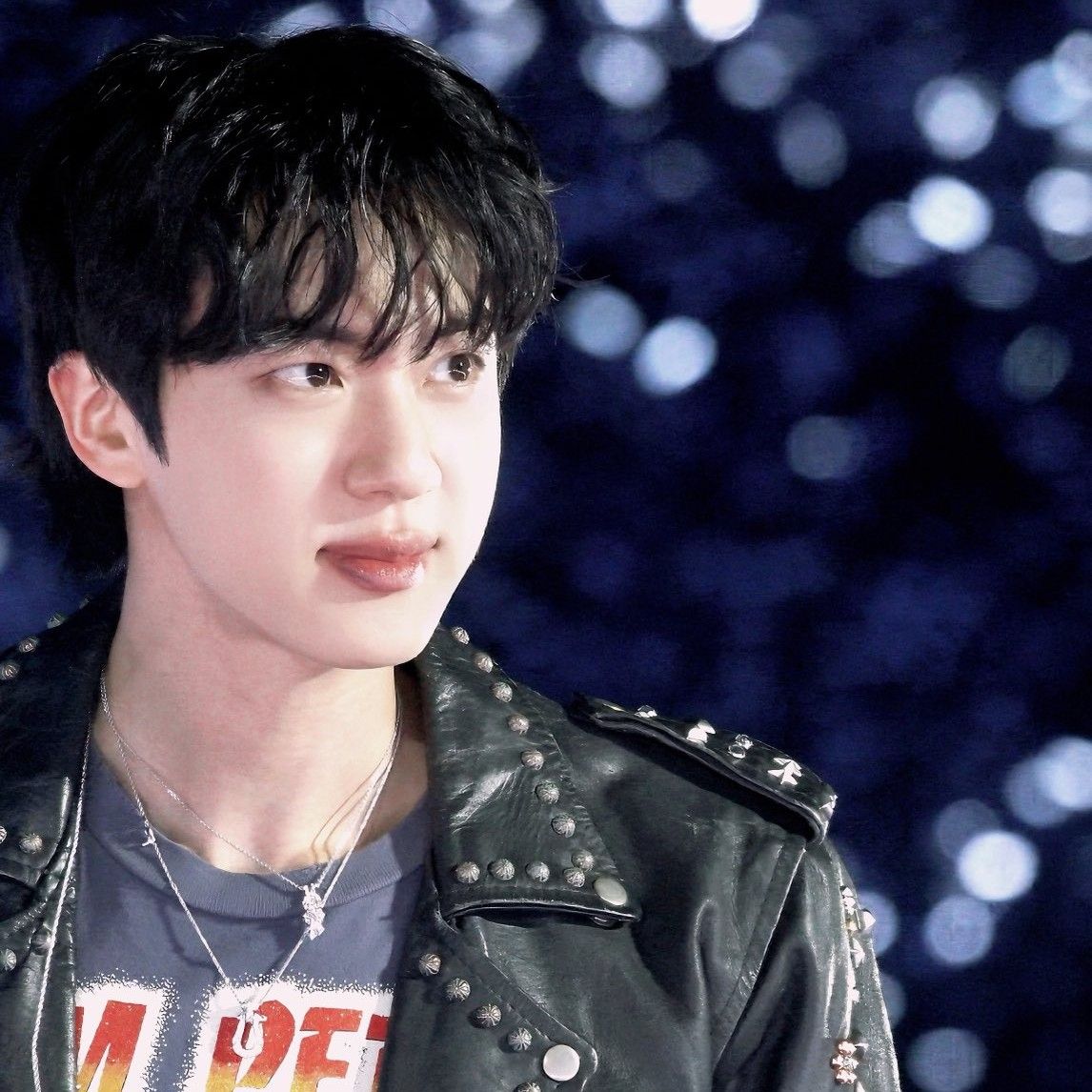 진 (방탄소년단) 최근 활동샷