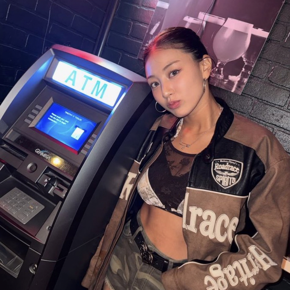 Latest photo of Jihyo (TWICE)